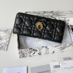 Replica Perfetta Portafoglio con cerniera Dior Lady Dior Voyageur nero Imitazione Outlet