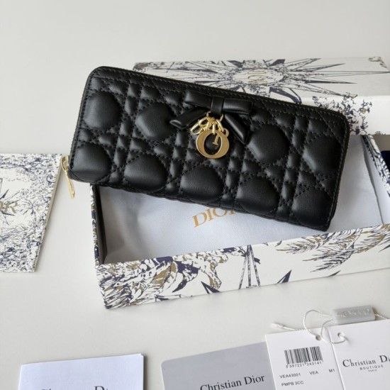 Replica Perfetta Portafoglio con cerniera Dior Lady Dior Voyageur nero Imitazione Outlet