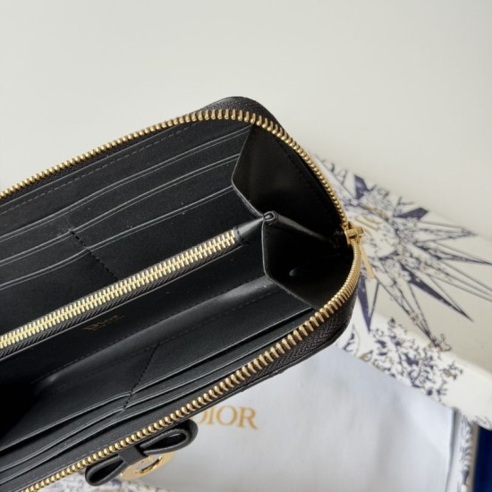 Replica Perfetta Portafoglio con cerniera Dior Lady Dior Voyageur nero Imitazione Outlet