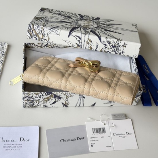 Replica Perfetta Portafoglio con cerniera Dior Lady Dior Voyageur albicocca Imitazione Outlet