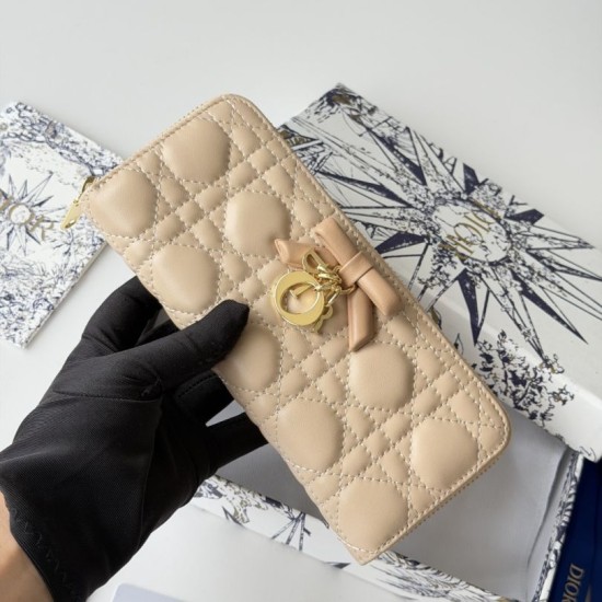 Replica Perfetta Portafoglio con cerniera Dior Lady Dior Voyageur albicocca Imitazione Outlet
