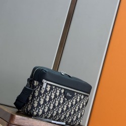 Replica Perfetta Borsa a tracolla Dior Rider con cerniera Oblique Blu Imitazione Outlet