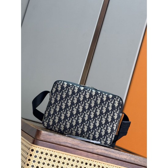 Replica Perfetta Borsa a tracolla Dior Rider con cerniera Oblique Blu Imitazione Outlet