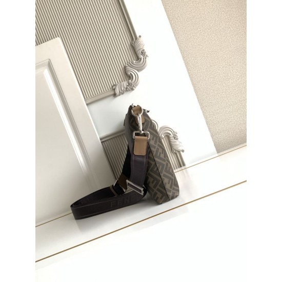 Replica Perfetta Borsa a tracolla Fendi con logo diagonale FF Imitazione Outlet