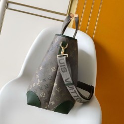 Replica Perfetta Borsa tote Louis Vuitton Uptown M29269 verde con 163 fiches Imitazione Outlet