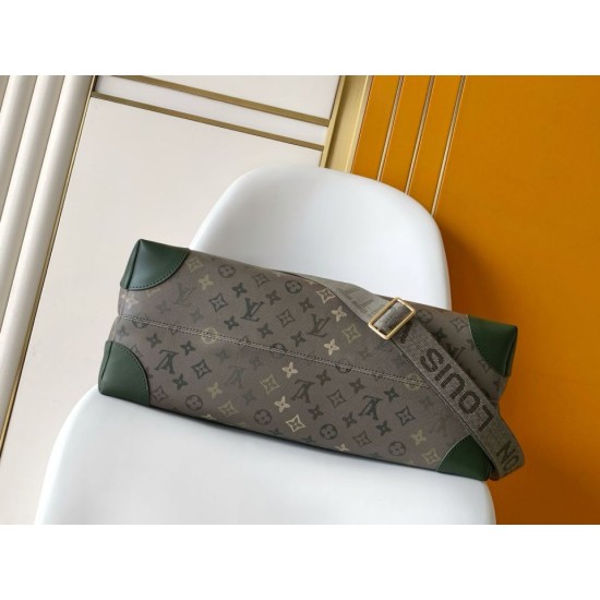 Replica Perfetta Borsa tote Louis Vuitton Uptown M29269 verde con 163 fiches Imitazione Outlet