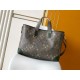 Replica Perfetta Borsa tote Louis Vuitton Uptown M29269 verde con 163 fiches Imitazione Outlet