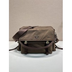 Replica Perfetta Borsa a tracolla Prada Explore Re-Nylon 2VD082 Marrone Imitazione Outlet