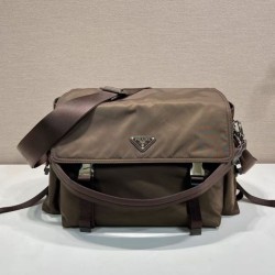 Replica Perfetta Borsa a tracolla Prada Explore Re-Nylon 2VD082 Marrone Imitazione Outlet