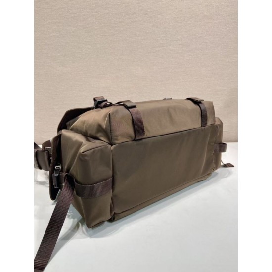 Replica Perfetta Borsa a tracolla Prada Explore Re-Nylon 2VD082 Marrone Imitazione Outlet