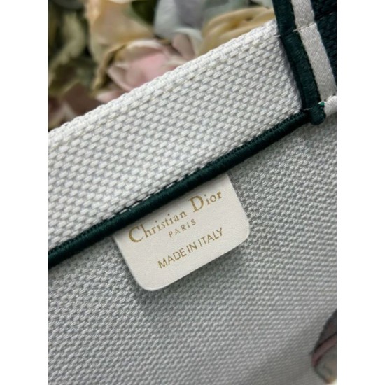 Replica Perfetta Borsa shopping Dior Book Tote con design a bruco e tracolla Imitazione Outlet