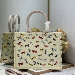 Replica Perfetta Borsa shopping Dior Book Tote con fiocco e tracolla Imitazione Outlet
