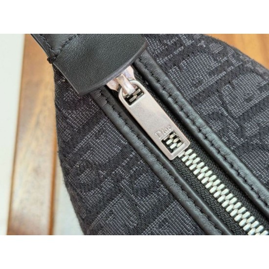 Replica Perfetta Pochette Dior Jett Dior Oblique jacquard nero Imitazione Outlet