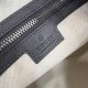 Replica di lusso Borsa a tracolla media Gucci 850214 con emblema GG grigio Falsa Online Replica Perfetta Borsa a tracolla media Gucci 850214 con emblema GG grigio Imitazione Outlet