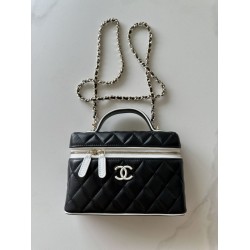 Replica Perfetta Borsa da toilette sottile Chanel trapuntata con manico superiore AP5330 nera Imitazione Outlet