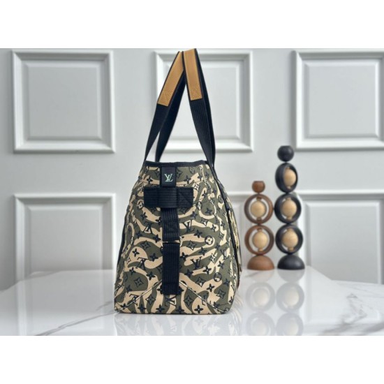 Replica di lusso Borsa shopping Louis Vuitton con stampa mimetica M95783 Falsa Online Replica Perfetta Borsa shopping Louis Vuitton con stampa mimetica M95783 Imitazione Outlet
