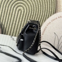 Replica di lusso Zaino Chanel 23P Duma AS3860 Nero Falsa Online Replica Perfetta Zaino Chanel 23P Duma AS3860 Nero Imitazione Outlet