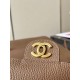 Replica Perfetta Borsa Chanel AS6233 Souplissimo Maxi Flap marrone