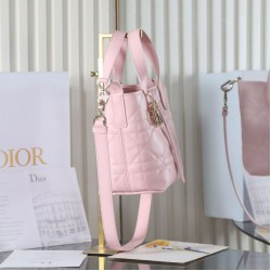 Replica Perfetta Borsa piccola verticale Dior Toujours M2835 rosa