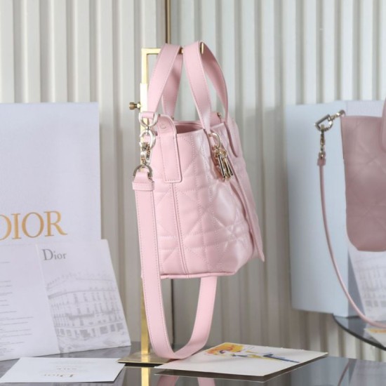 Replica Perfetta Borsa piccola verticale Dior Toujours M2835 rosa