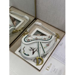 Replica Perfetta Borsa a tracolla Dior Saddle ricamata bianca