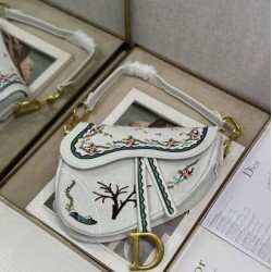 Falso imitazione Borsa a tracolla Dior Saddle ricamata bianca Replica Perfetta Borsa a tracolla Dior Saddle ricamata bianca