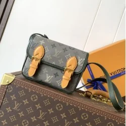 Replica Perfetta Borsa a mano LV Satchel Mini M26969 con chip a codice variabile 163C
