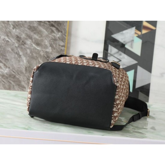 Replica Perfetta Zaino Dior Jett Oblique Da Uomo Marrone