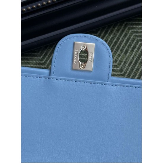 Falso imitazione Borsa a tracolla classica Chanel 26C AS6017 rafia blu Replica Perfetta Borsa a tracolla classica Chanel 26C AS6017 rafia blu