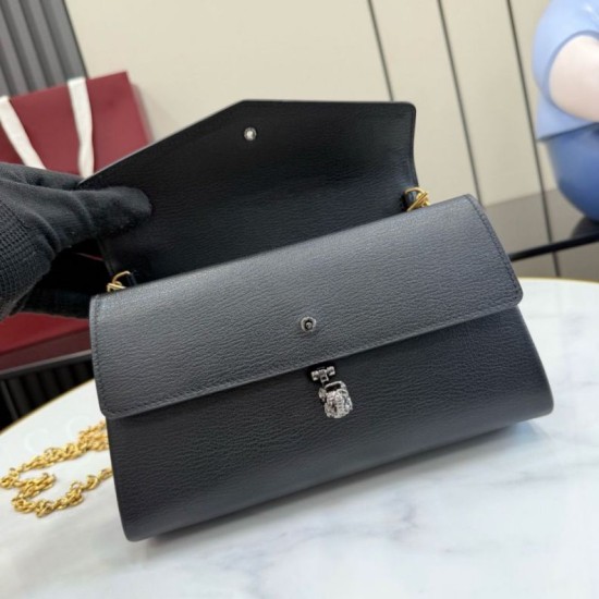Replica Perfetta Borsa a tracolla Gucci Dionysus 876531 interamente pelle nero