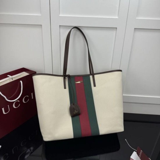 Replica Perfetta Borsa tote grande Gucci Tribeca con charm A0034D tela bianca