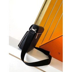 Replica di lusso Borsa a tracolla Hermes Messenger 7062 uomo Nera Imitazione Falso
