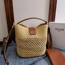 Replica di alta qualità Borsa a secchiello piccola intrecciata Celine Triomphe Replica di lusso Borsa a secchiello piccola intrecciata Celine Triomphe Imitazione Falso