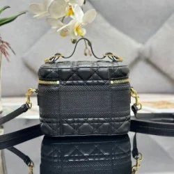 Replica di alta qualità Beauty case DiorTravel S5488 nero Replica di lusso Beauty case DiorTravel S5488 nero Imitazione Falso