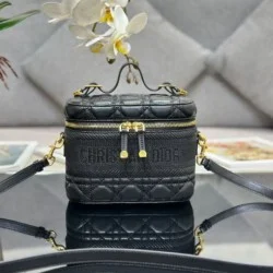 Replica di lusso Beauty case DiorTravel S5488 nero Imitazione Falso
