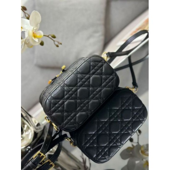 Replica di alta qualità Beauty case DiorTravel S5488 nero Replica di lusso Beauty case DiorTravel S5488 nero Imitazione Falso