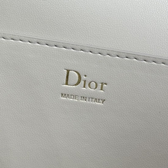 Replica di lusso Pochette Dior Médaillon con tracolla Rosa Imitazione Falso