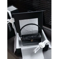 Replica fedele Borsa a mano Chanel 26A Bowling AP5294 con stampa coccodrillo Imitazione Fake