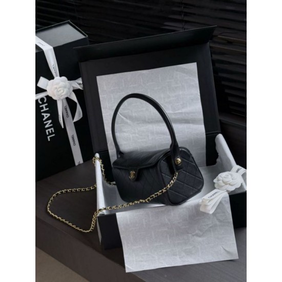 Replica fedele Borsa a mano Chanel 26A Bowling AP5294 Nero Imitazione Fake