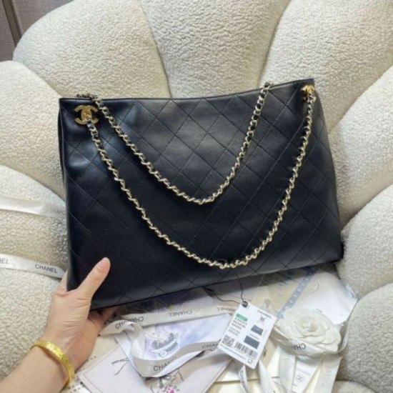 Replica fedele Borsa tote Chanel 26S AS6241 nera Imitazione Fake