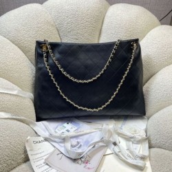 Replica fedele Borsa tote Chanel 26S AS6241 nera Imitazione Fake