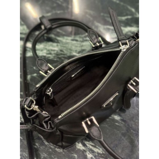 Replica identica Borsa a tracolla Prada Mini Bonnie 1BA499 nera Replica fedele Borsa a tracolla Prada Mini Bonnie 1BA499 nera Imitazione Fake