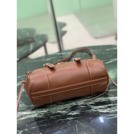 Replica identica Borsa a tracolla Prada Mini Bonnie 1BA499 marrone Replica fedele Borsa a tracolla Prada Mini Bonnie 1BA499 marrone Imitazione Fake