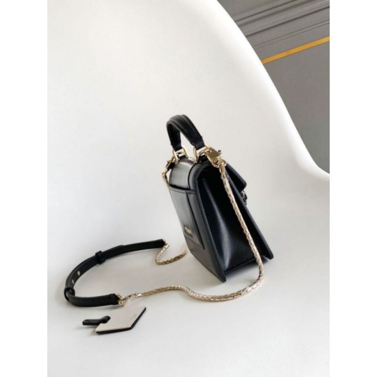 Replica fedele Borsa Bvlgari Serpenti Forever Mini con manico superiore Versione Chip Nero Imitazione Fake