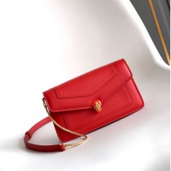 Replica fedele Pochette con catena Bvlgari Serpenti Forever 20cm Versione Chip Rosso Imitazione Fake