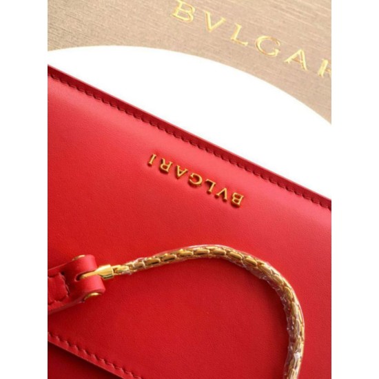 Replica fedele Pochette con catena Bvlgari Serpenti Forever 20cm Versione Chip Rosso Imitazione Fake