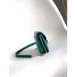 Replica fedele Pochette con catena Bvlgari Serpenti Forever 20cm Versione Chip verde Imitazione Fake