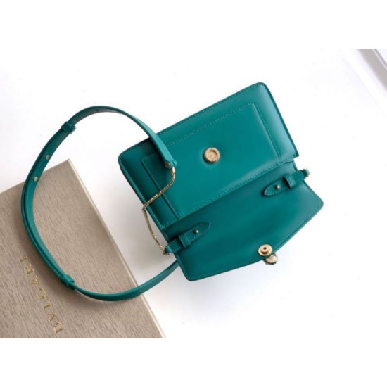 Replica fedele Pochette con catena Bvlgari Serpenti Forever 20cm Versione Chip verde Imitazione Fake