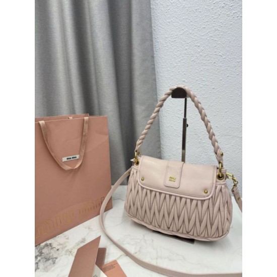 Replica fedele Borsa a mano trapuntata Miu Miu 5BC213 Rosa Imitazione Fake