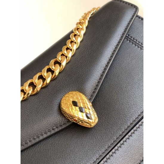 Replica fedele Borsa a tracolla Bvlgari Serpenti East-West Maxi Chain Versione Chip nera Imitazione Fake